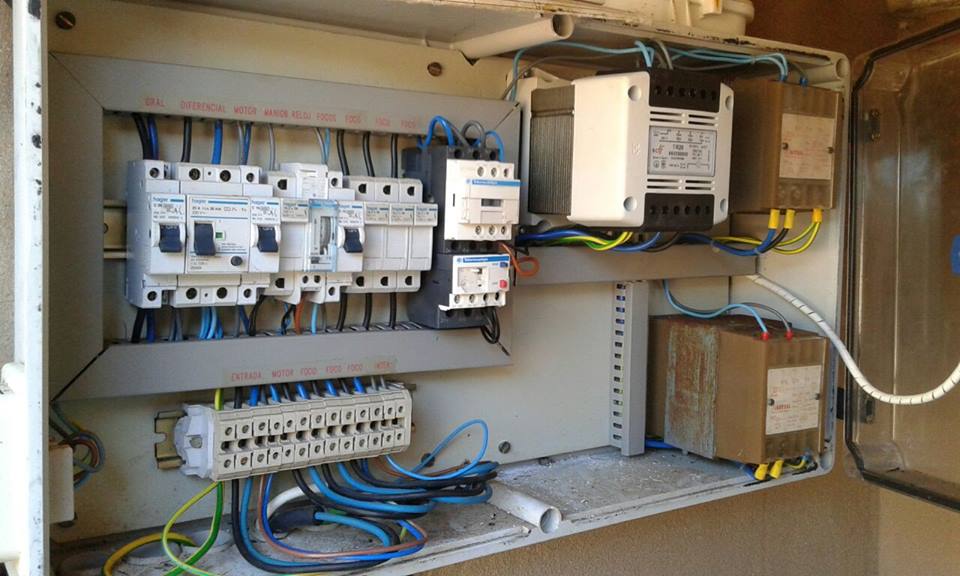 SERVICIO TÉCNICO 24 H